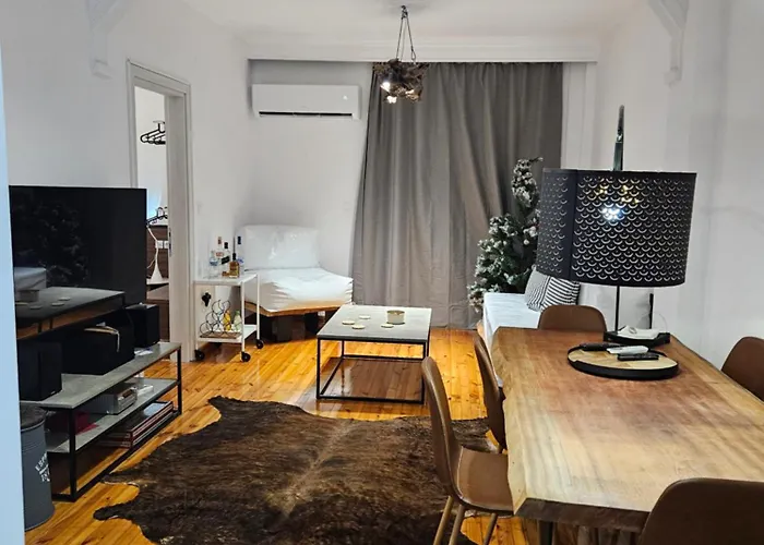 Saint John Apartment *