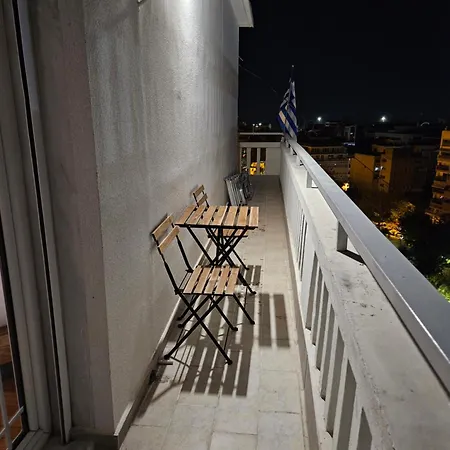 Saint John Apartman *